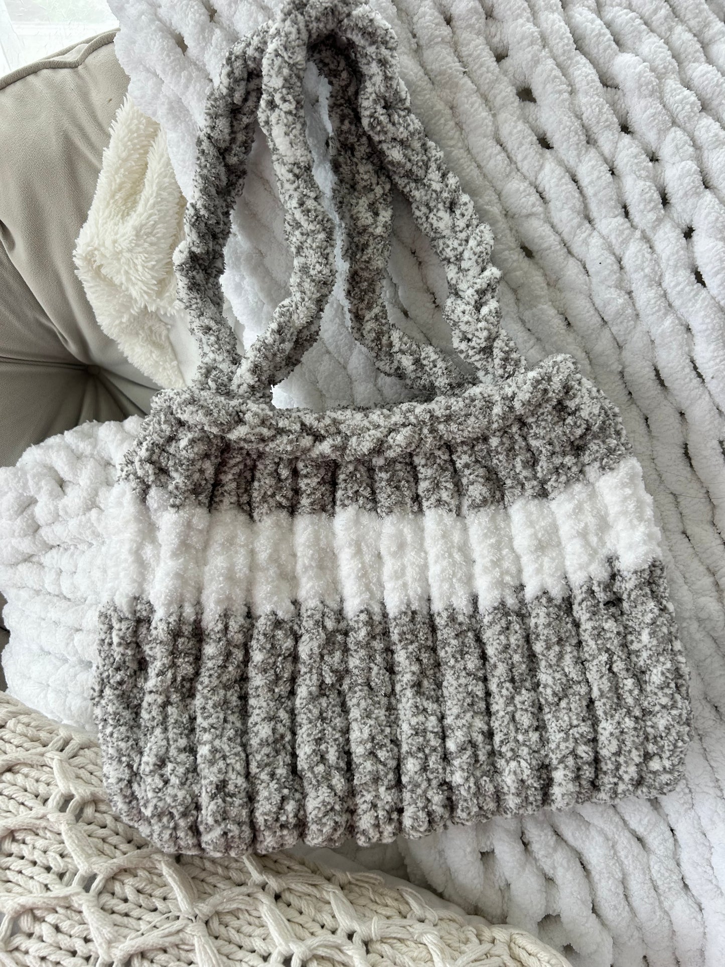 Chunky Knit Purse